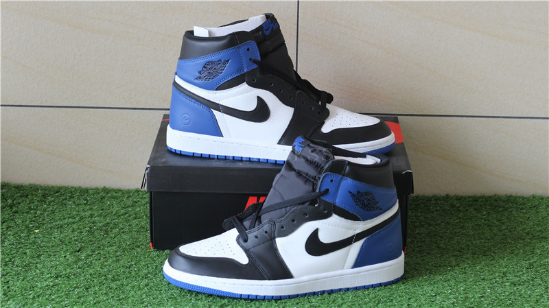 Air Jordan 1 Retro High OG Fragment